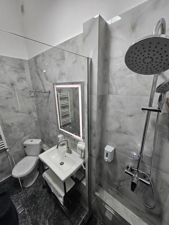 Perfect Villa Ploiesti Bagian luar foto