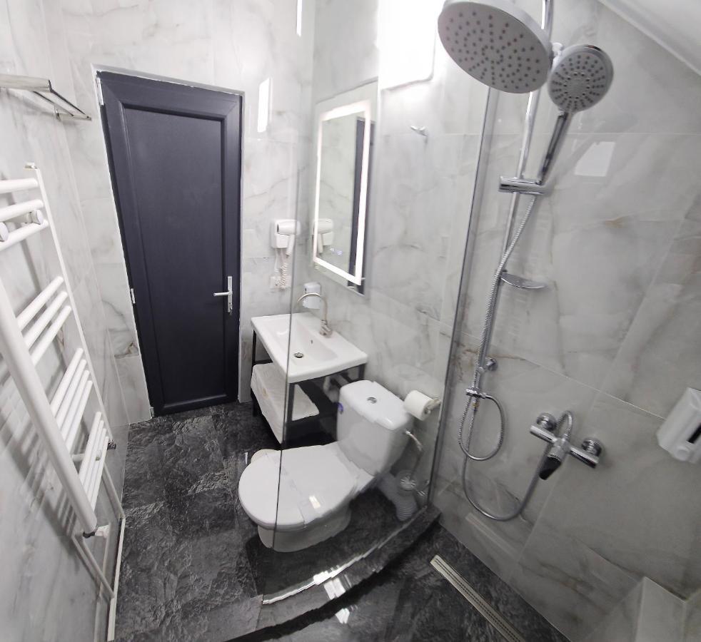 Perfect Villa Ploiesti Bagian luar foto